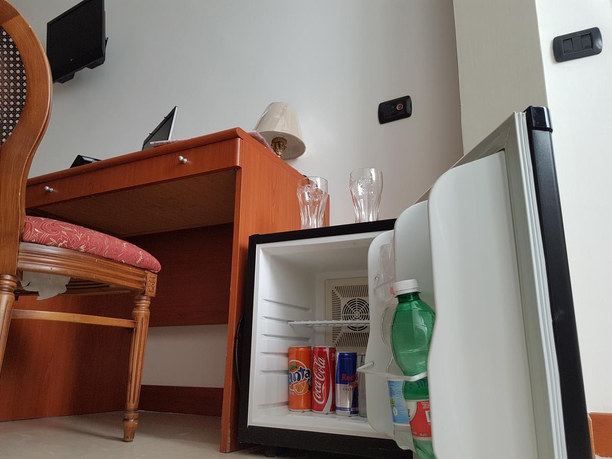 Hotel Joy Castel Volturno Szoba fotó