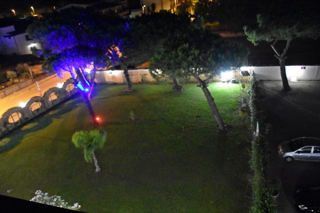 Hotel Joy Castel Volturno Kültér fotó