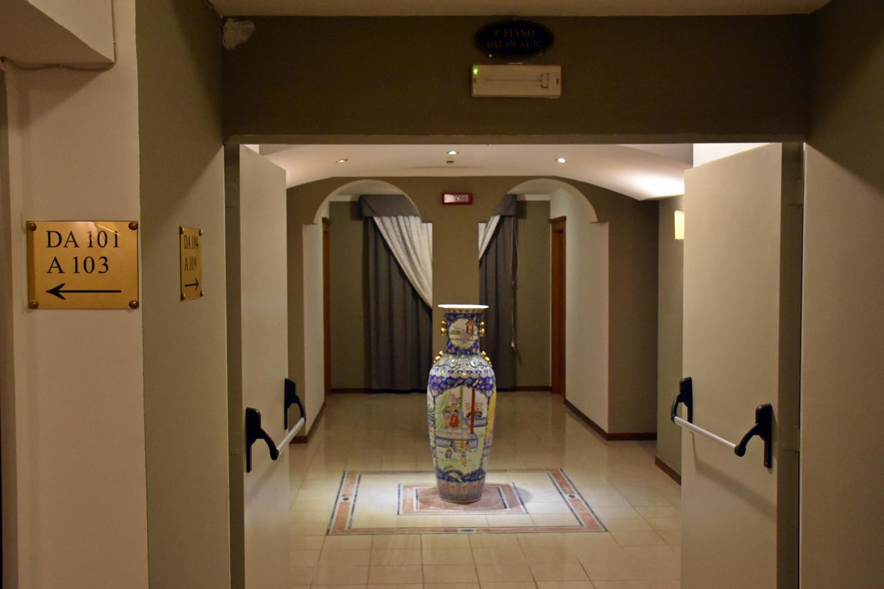 Hotel Joy Castel Volturno Kültér fotó